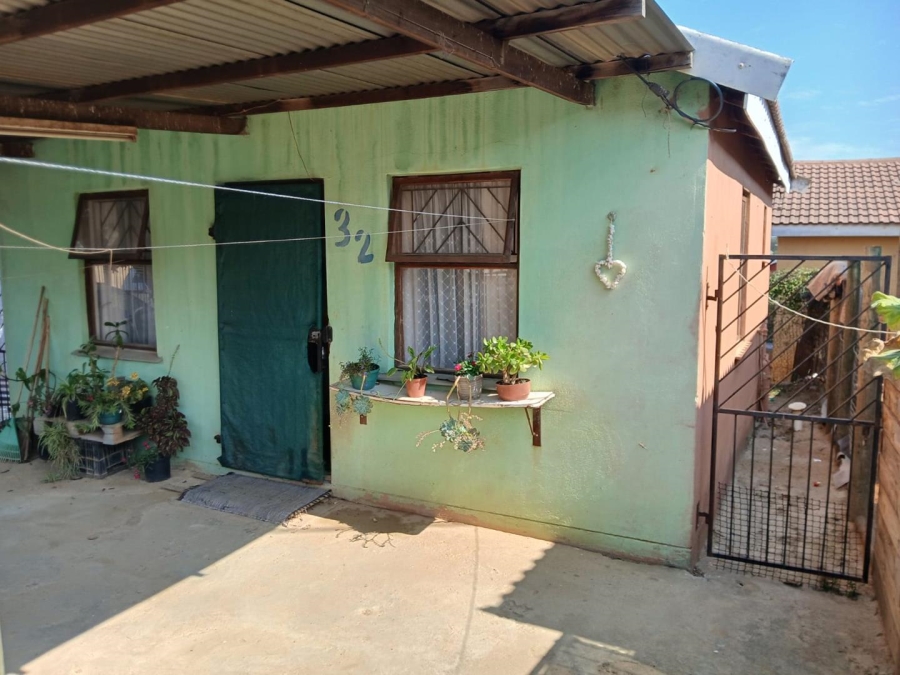 2 Bedroom Property for Sale in Dalvale Western Cape
